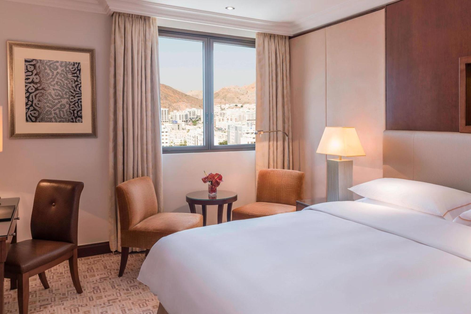 โรงแรมเชอราตัน โอมาน มัสกัต ภายนอก รูปภาพ Deluxe room