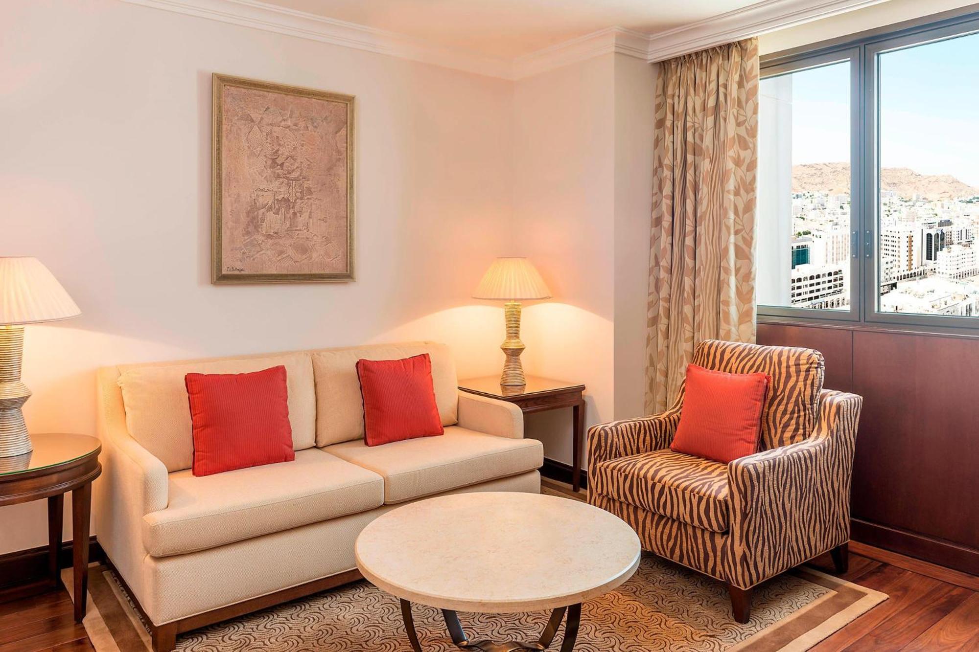 โรงแรมเชอราตัน โอมาน มัสกัต ภายนอก รูปภาพ Living room