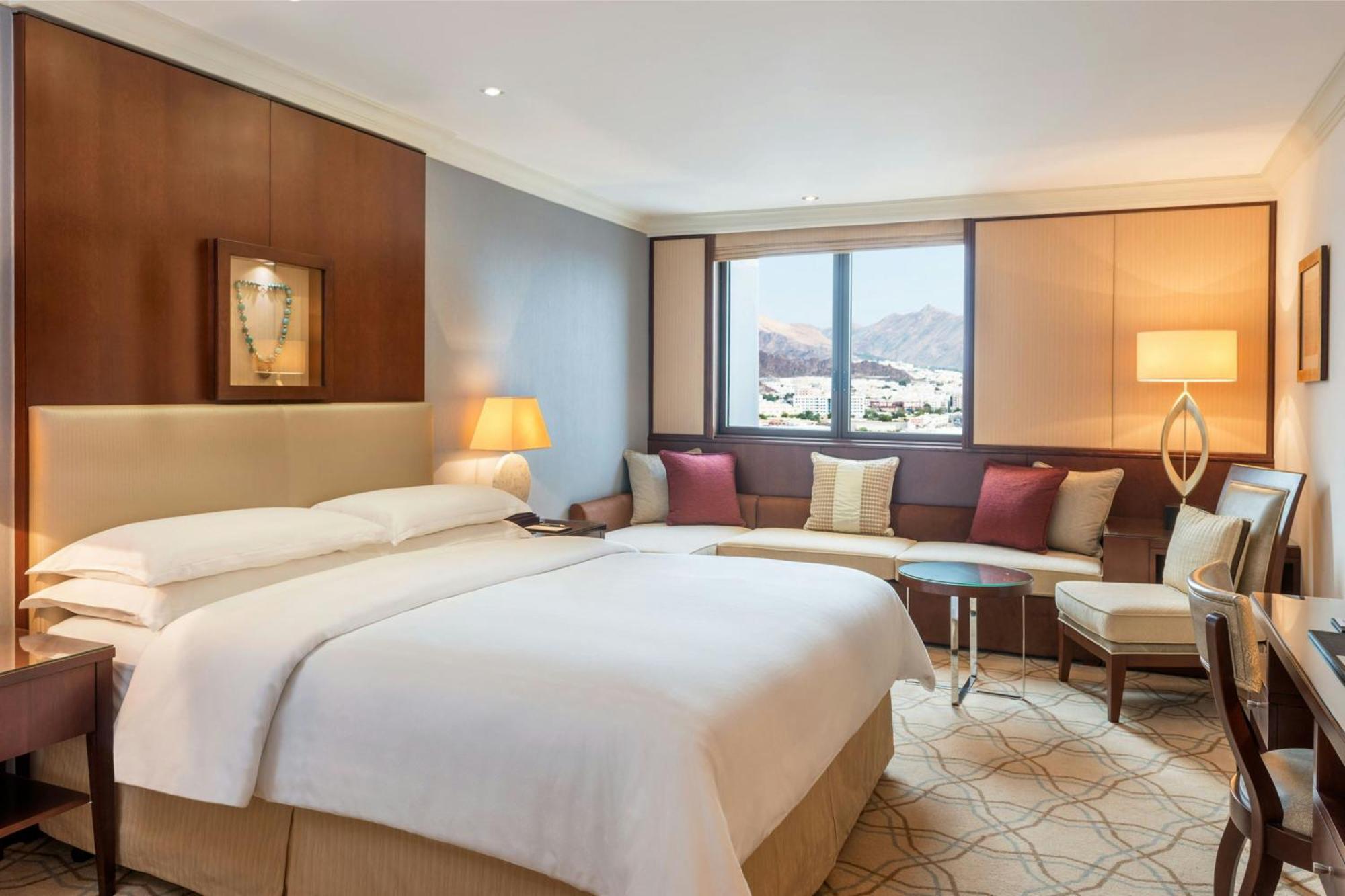 โรงแรมเชอราตัน โอมาน มัสกัต ภายนอก รูปภาพ Deluxe Room