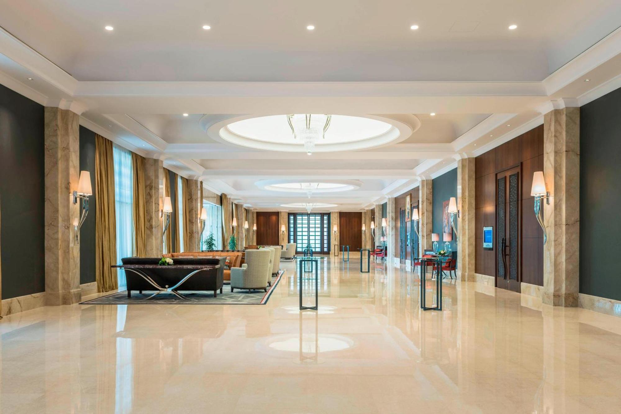 โรงแรมเชอราตัน โอมาน มัสกัต ภายนอก รูปภาพ Lobby