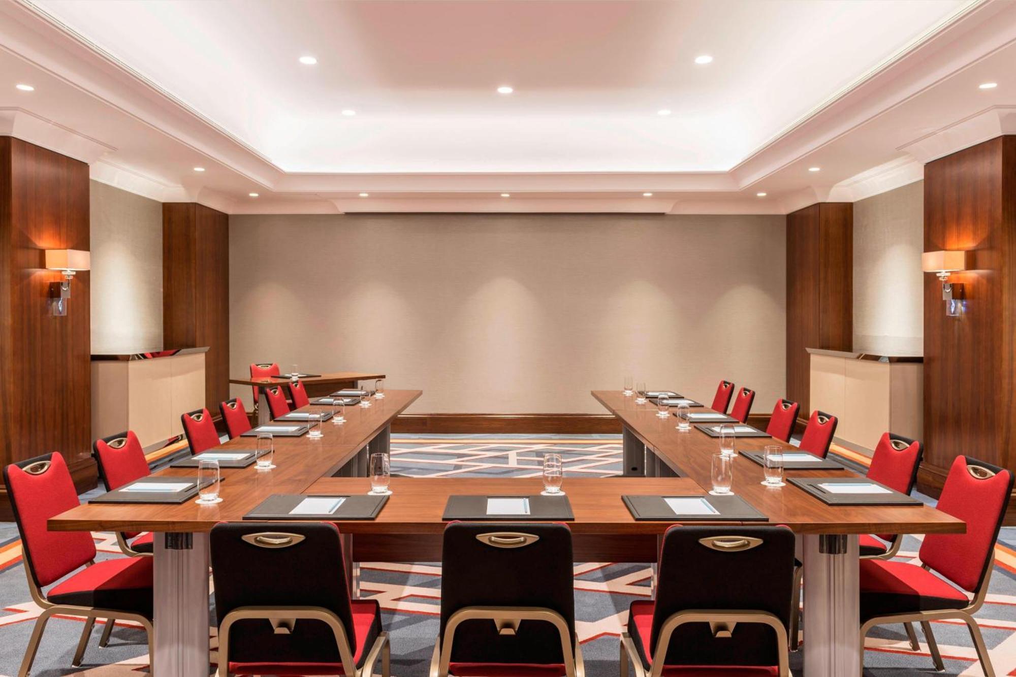 โรงแรมเชอราตัน โอมาน มัสกัต ภายนอก รูปภาพ Meeting room